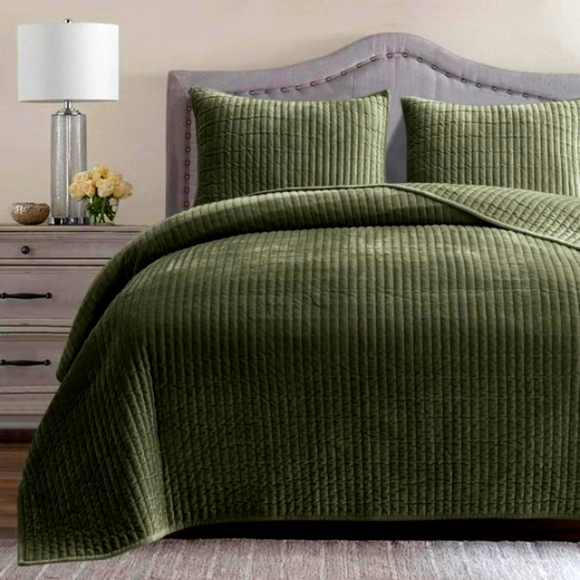 Queen Size Army Green Striped Velvet Quilted Coverlet Bedspread Shams Quilt Set - Picture 2 of 14